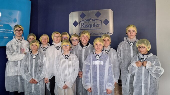 eleves Pasquier 3 recadrés.jpg